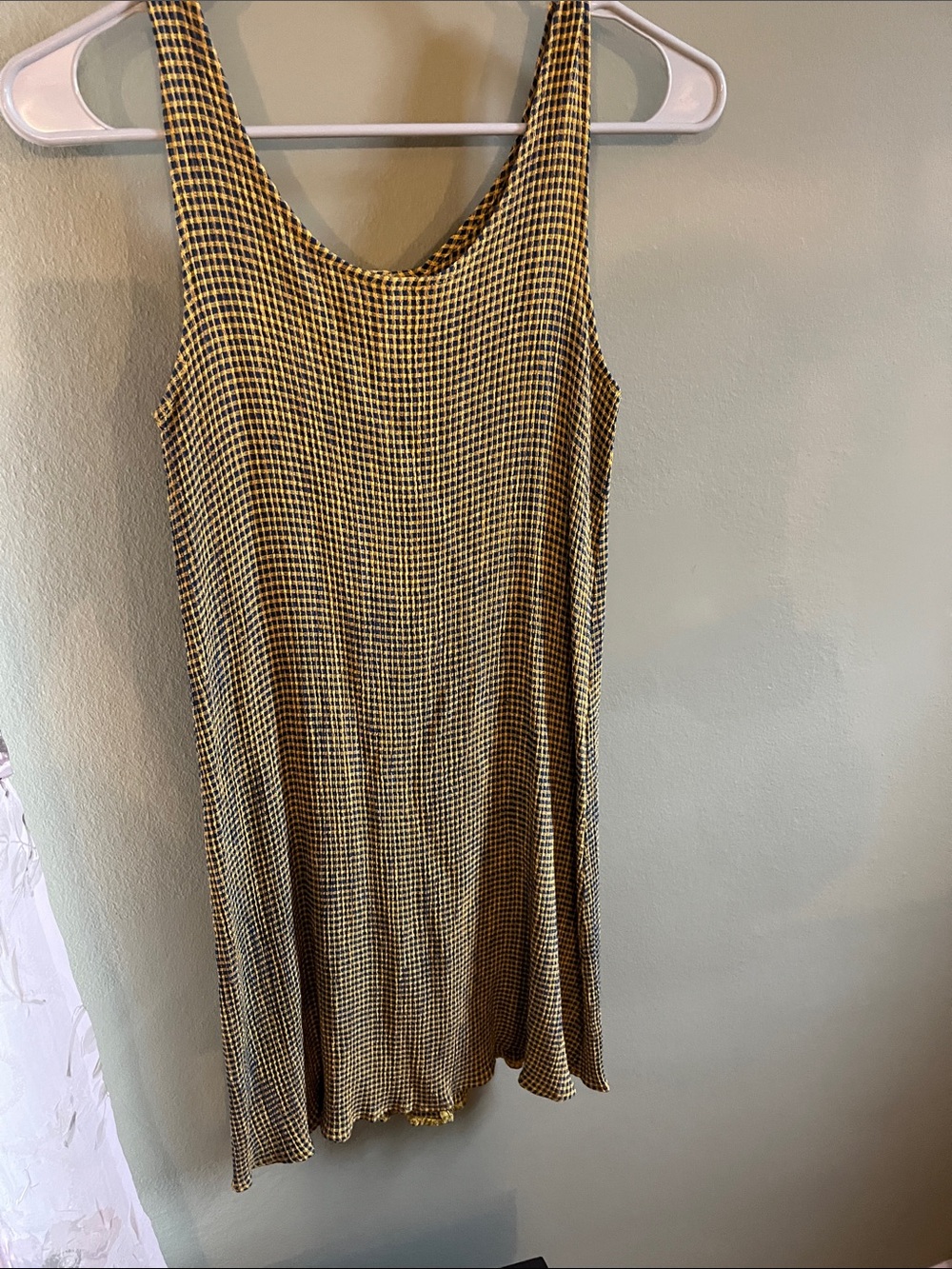 Sleeveless Mini Dress in Yellow and Black Houndstooth